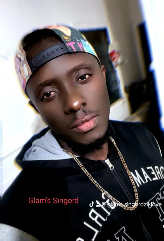 Glam's Singord 